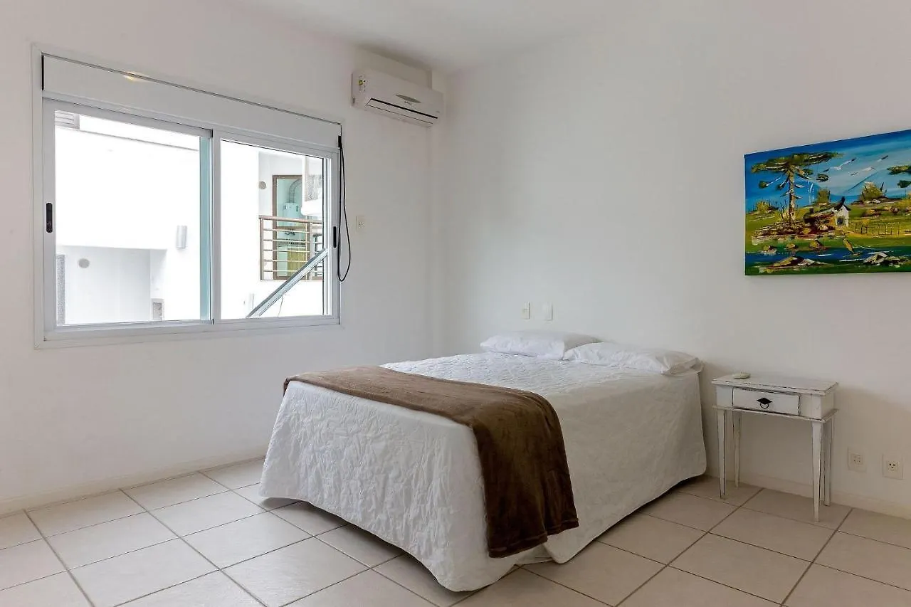 Apto C/ Piscina A 250M Da Praia De Jurere Aya201 Florianópolis 아파트